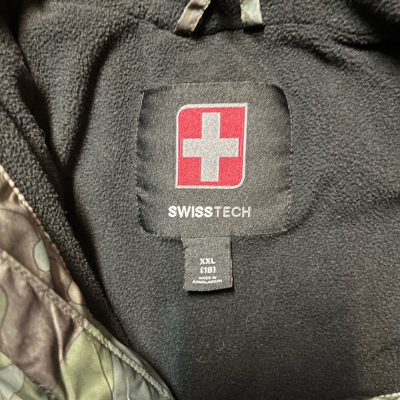 Big Lot of Boys XL 18/20 Adidas and More! - Picture 6 of 12